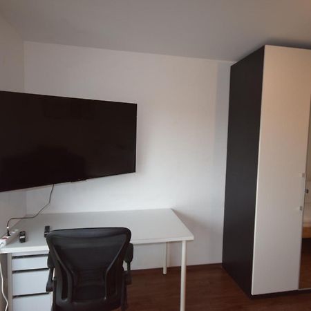 Nestwerk Komfort R23-12 - Balkon, Arbeitsplatz & Zentrumsnah Biberach an der Riß Extérieur photo