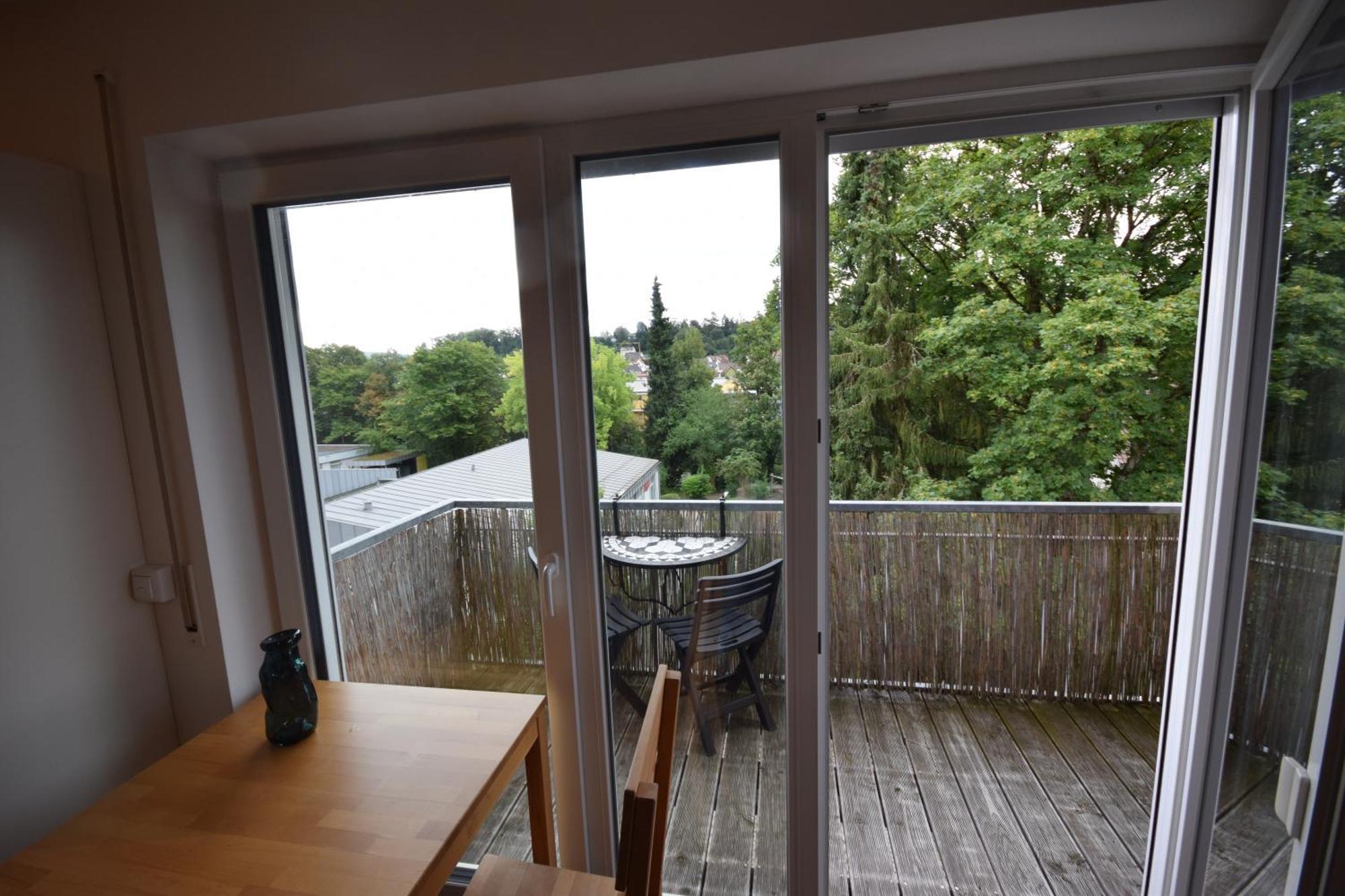 Nestwerk Komfort R23-12 - Balkon, Arbeitsplatz & Zentrumsnah Biberach an der Riß Extérieur photo